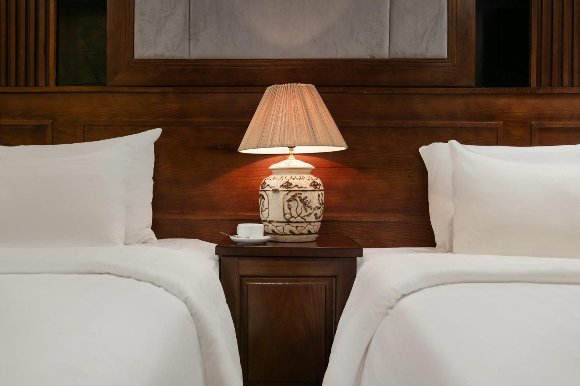 The West Hotel & Spa Ханой Екстериор снимка