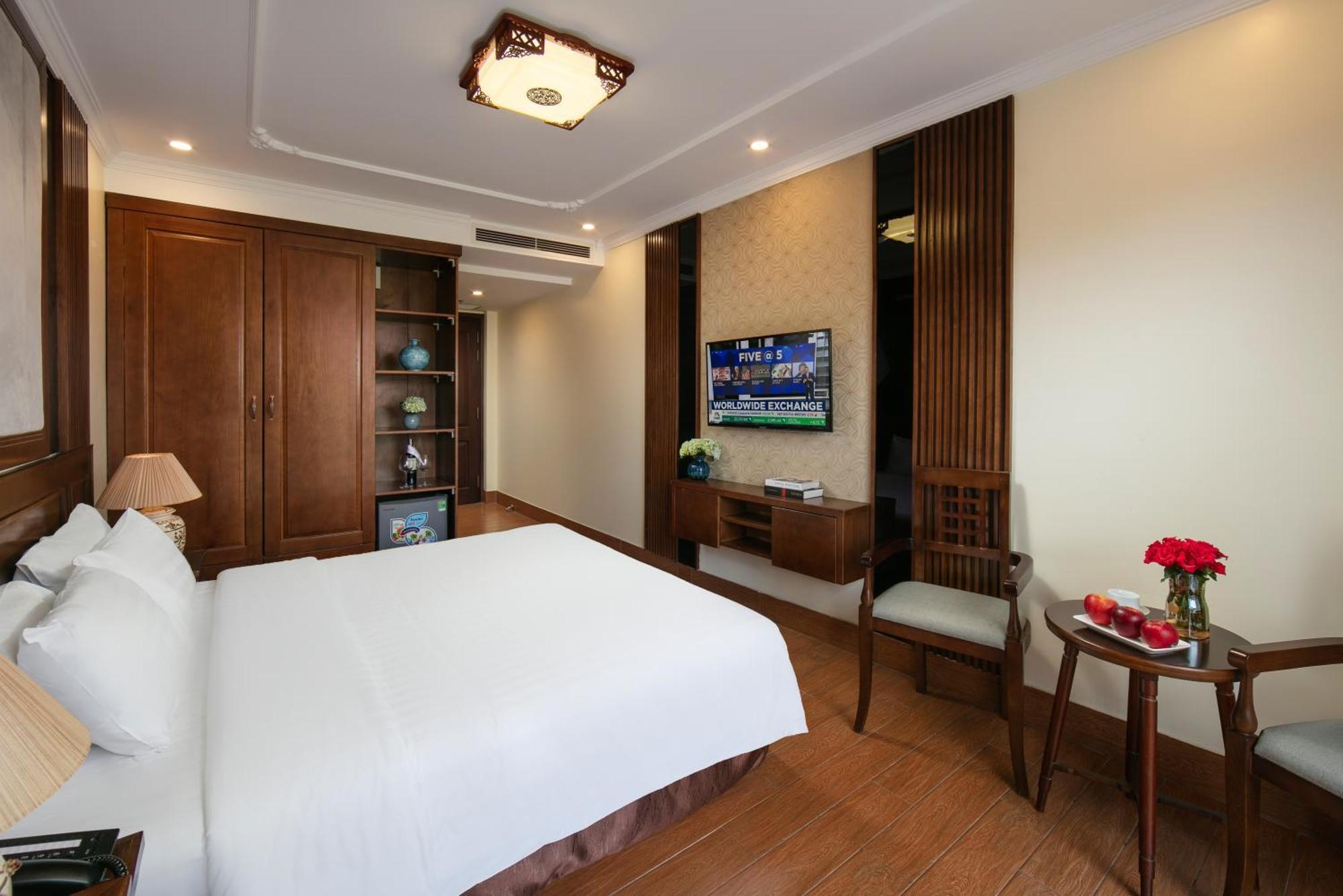 The West Hotel & Spa Ханой Екстериор снимка