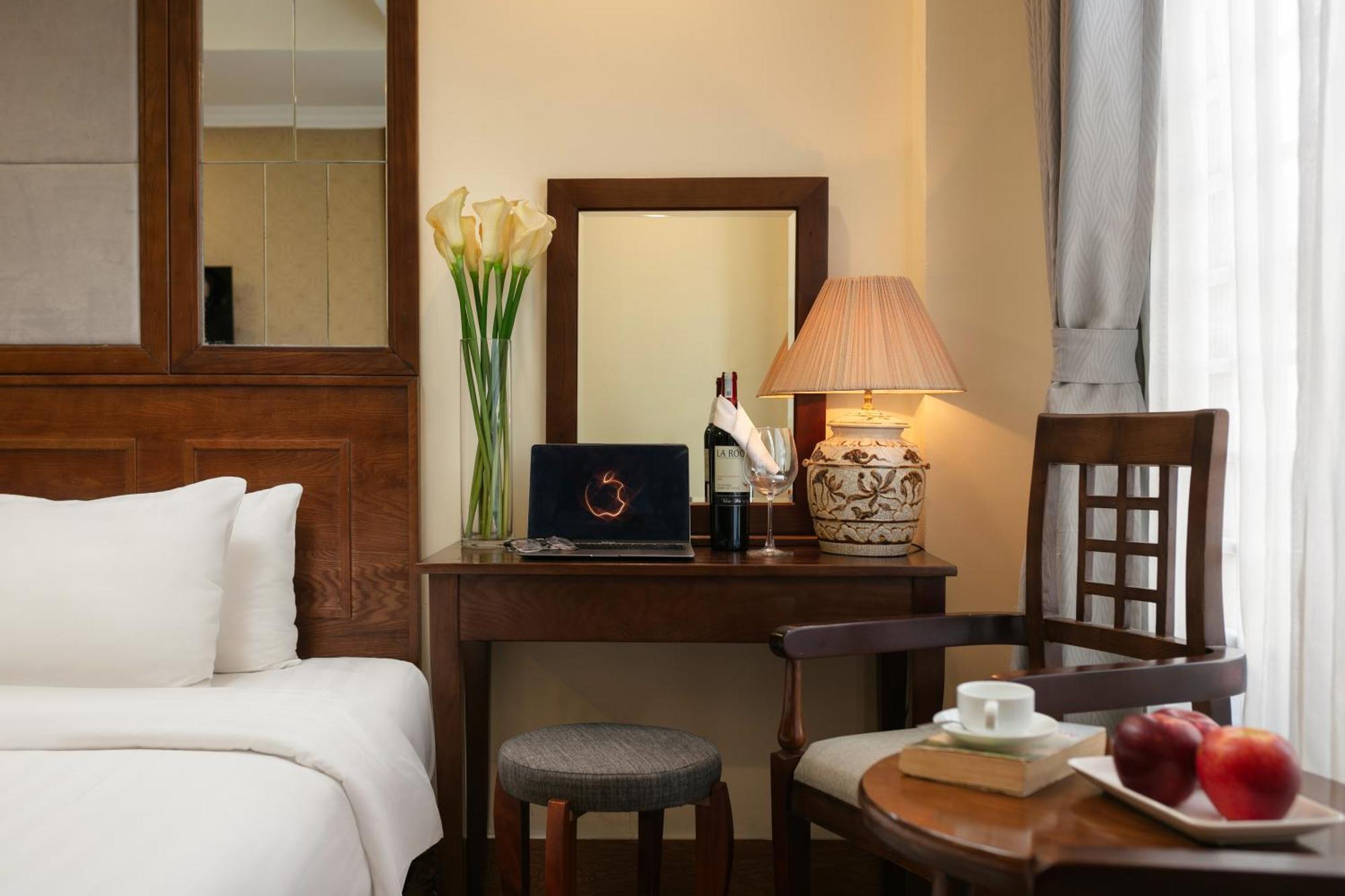 The West Hotel & Spa Ханой Екстериор снимка